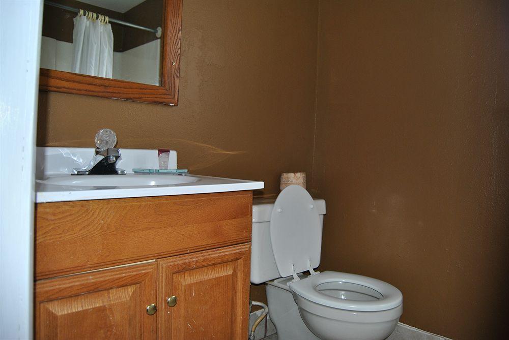 Relax Inn Of Medford Extérieur photo
