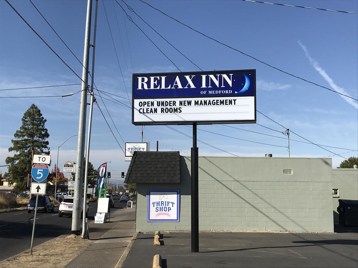 Relax Inn Of Medford Extérieur photo