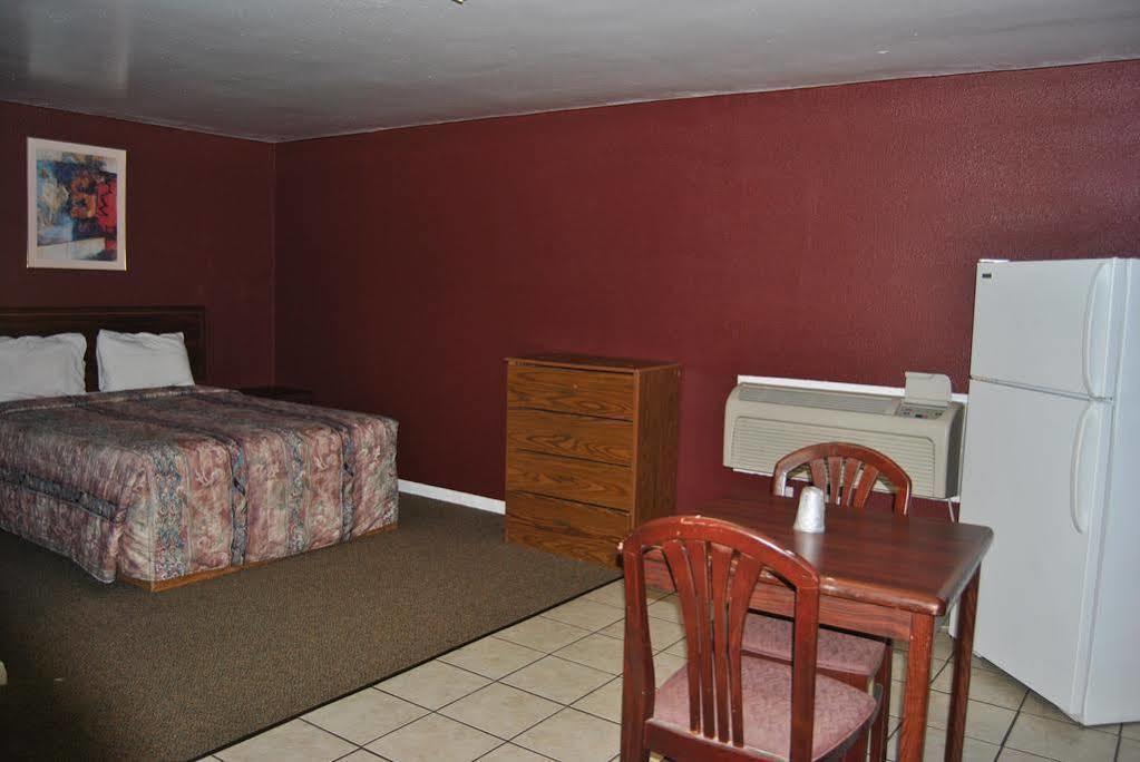 Relax Inn Of Medford Extérieur photo
