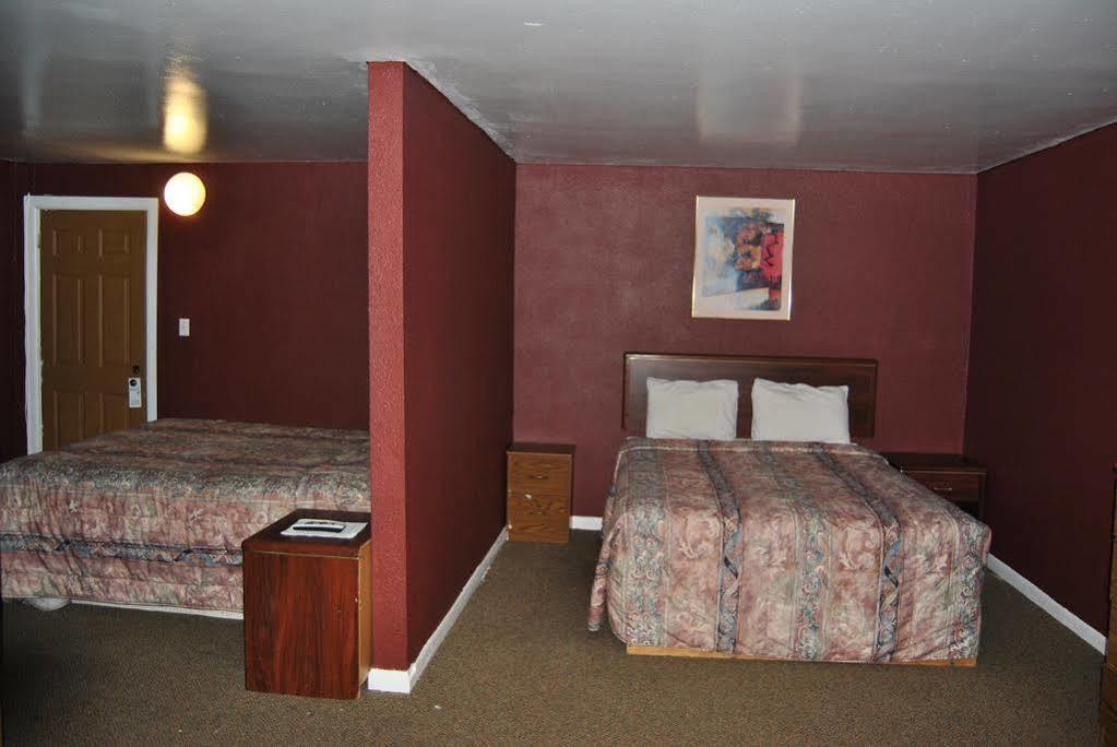 Relax Inn Of Medford Extérieur photo